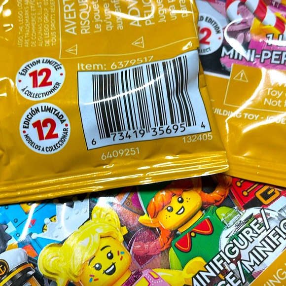 Lego Series 23 Cardboard Robot - Picture 6 of 7